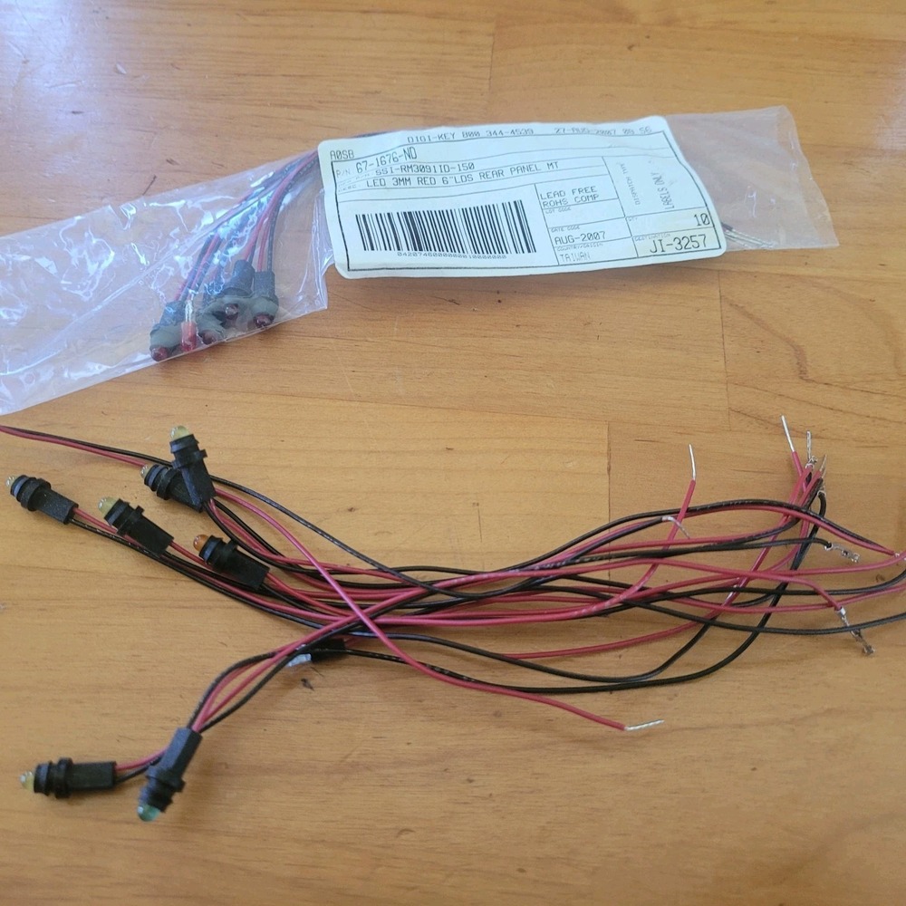 Lumex SSI-RM3091ID-150 3mm LED Panel Indicators Mixed Lot of 12